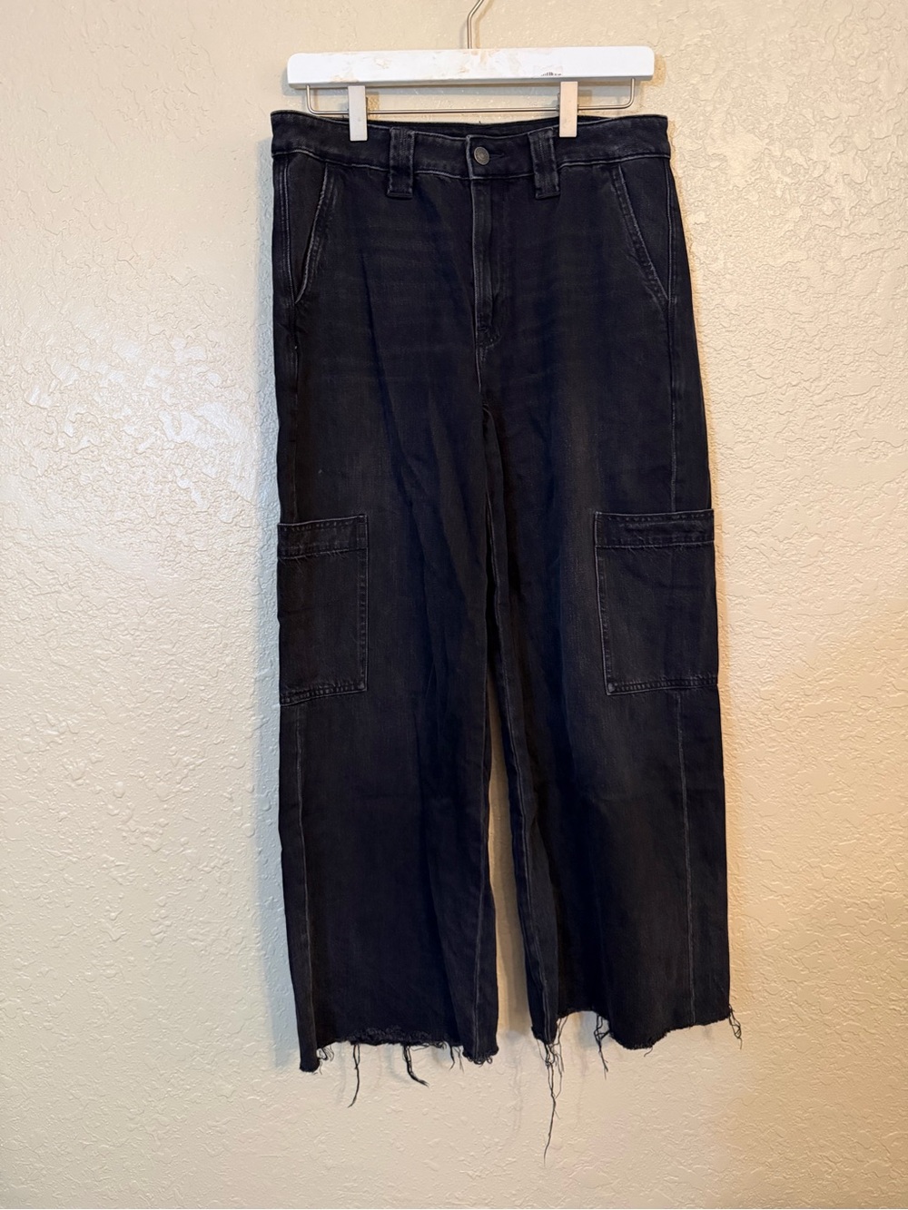 American eagle super high rise baggy Wide Leg Cargo Jeans Black size 6 - Picture 5 of 8
